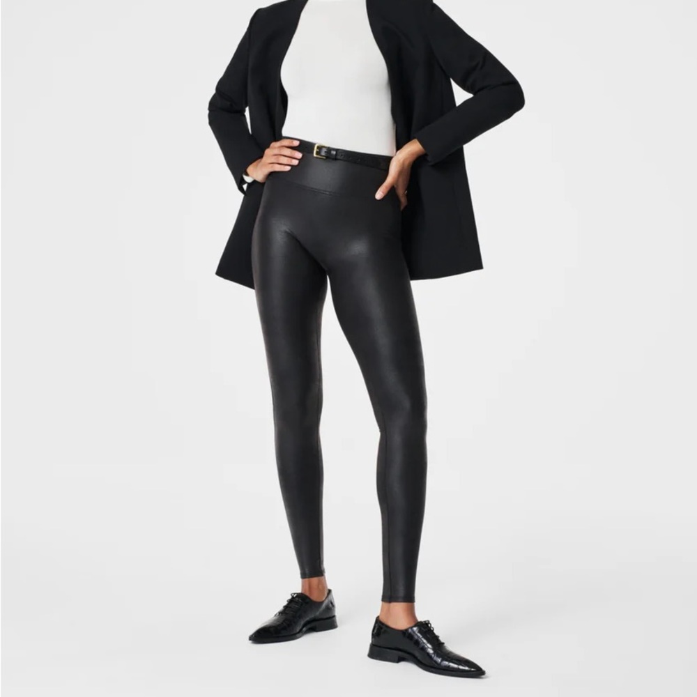 NWT Spanx Faux Leather Leggings Size Medium